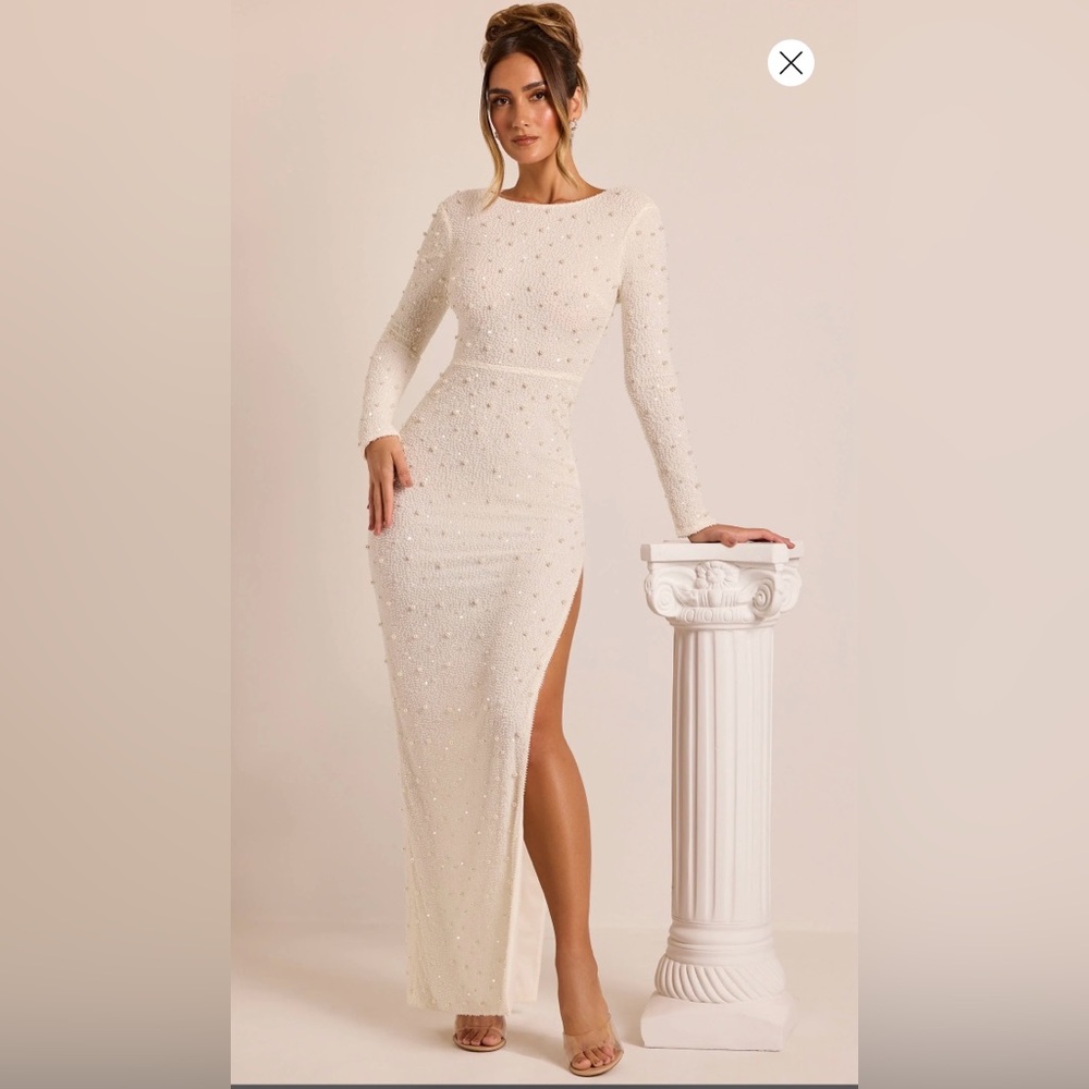 Embellished Long Sleeve Backless Maxi Dress In White